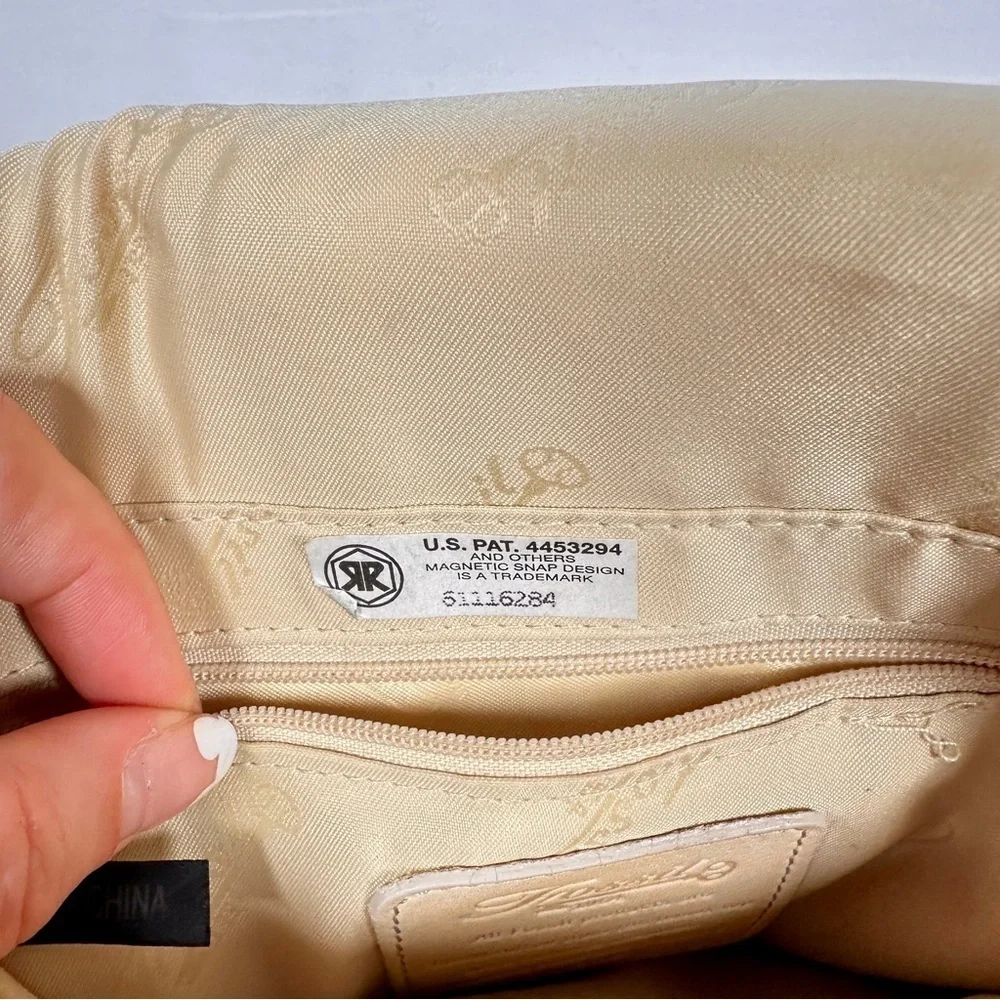 Fossil Leather Crossbody Bag The New American Classic 1954 Key Beige white cream